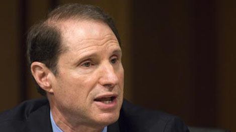 Oregon Sen. Ron Wyden's wife gives birth kgw